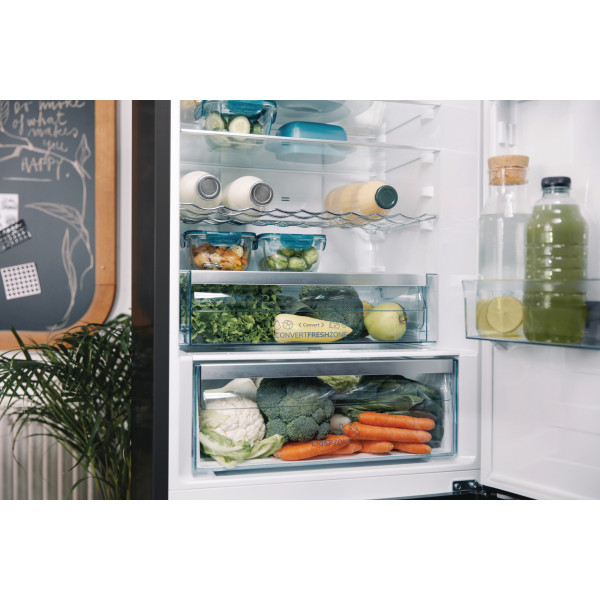 Фото - Холодильник Gorenje NRK6192ABK4