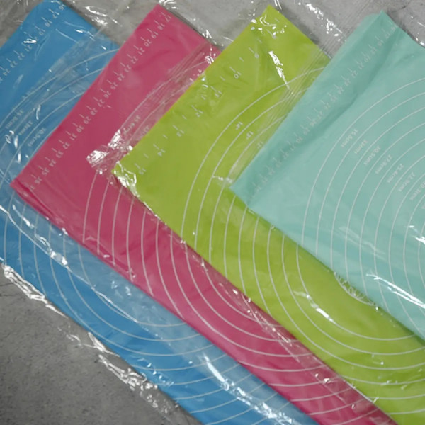 Фото - Килимок для випічки Gusto GT-4050-1 40х50 см (зелений)