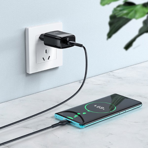 Фото - Мережевий зарядний пристрій HOCO C72Q QC3.0 charger set(Type-C) 18W Black (6931474732545)