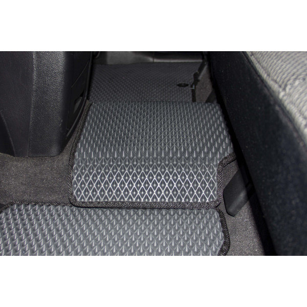 Фото - Килимки ворсові в салон авто EVAtech Standard для Hyundai Santa FE (CM) 5 seats 2006-2010 2 покоління SUV Korea чорний кант HY33308CVB5KD2VEB
