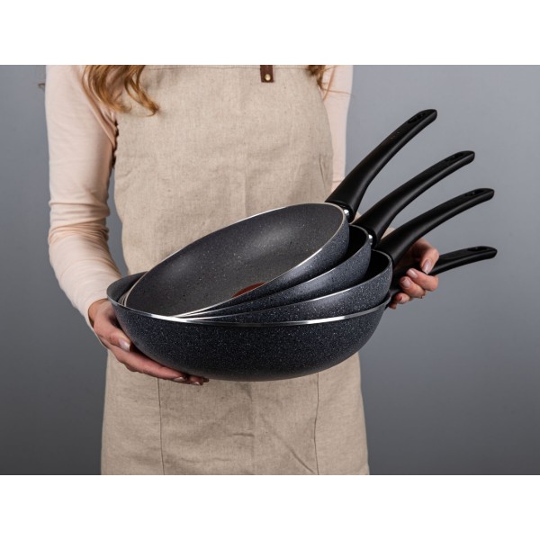 Фото - Сковорода універсальна Tefal D4560432 Hard Stone 24 см