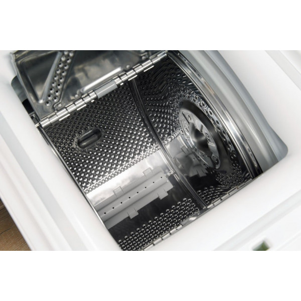 Фото - Стиральная машина Indesit BTW E71253P (EU)