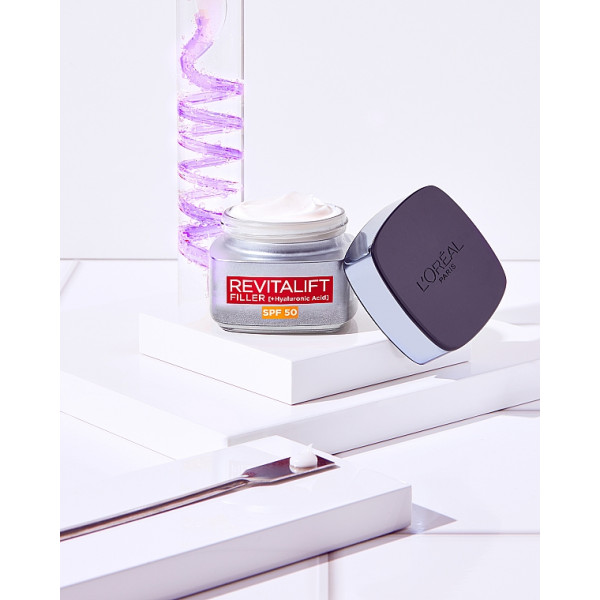 Фото - Крем для обличчя L'Oreal Paris Revitalift Filler Х3 Антивіковий SPF-50 50 мл (3600523982745)