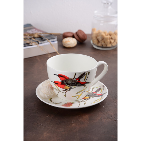 Фото - Чашка Limited Edition Bird 550 мл с блюдцем 17.8 см (YF6009)