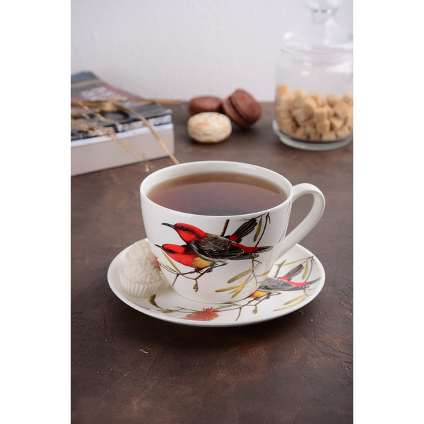 Фото - Чашка Limited Edition Bird 550 мл с блюдцем 17.8 см (YF6009)