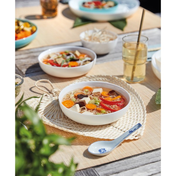 Фото - Тарелка обеденная Luminarc Friends Time White 17 см (P6280)