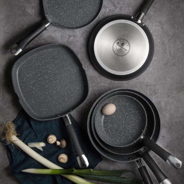 Фото - Сковорода універсальна Masterpro Home edition 24 см (BGMP-3281-BK)