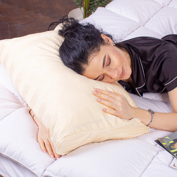 Фото - Подушка ортопедична MirSon №4232 Noble Stripe Сarmela 58х40х10.5 см (2200006424482)