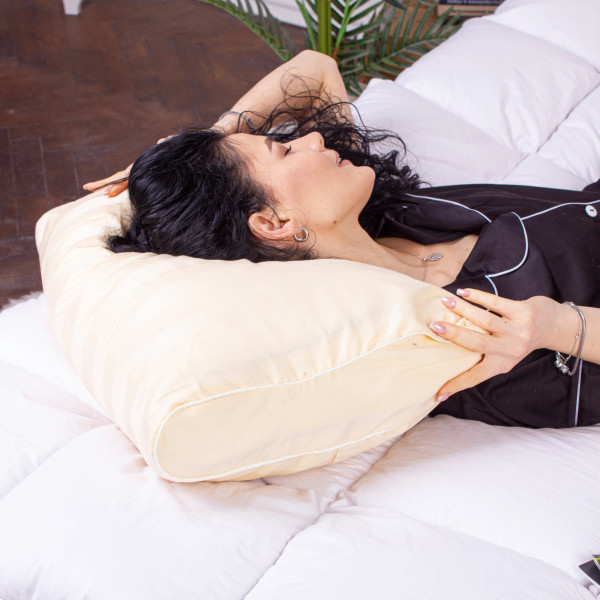 Фото - Подушка ортопедична MirSon №4120 Noble Stripe Сarmela 49х32х10.5 см (2200006423348)