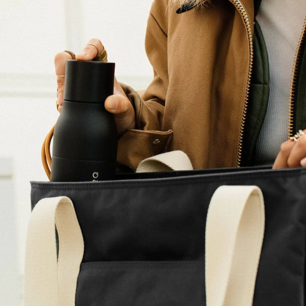 Фото - Сумка для ноутбуку Native Union W.F.A Tote Bag Pro Black (TOTE-PRO-BAG-BLK)