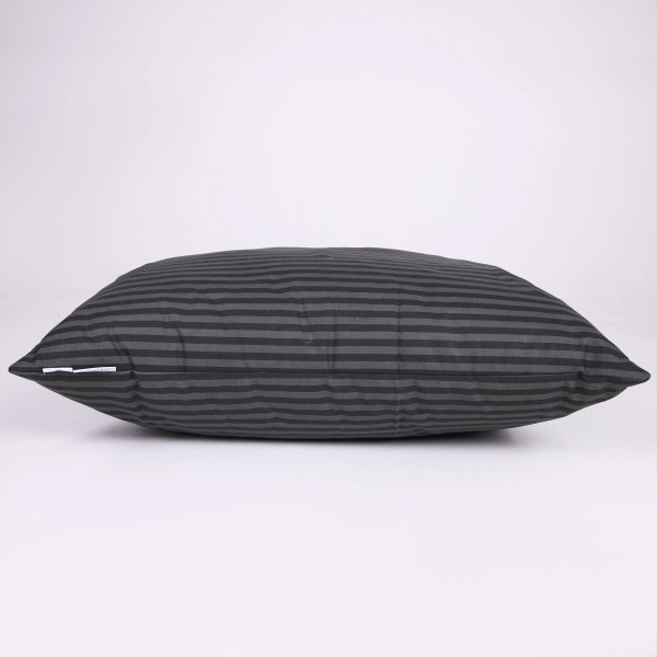 Фото - Подушка стандартна MirSon №0111 Сolor Fun Line 17-0611 Stripe Black Thinsulate 50х70 см (2200010863437)