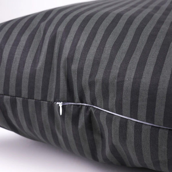 Фото - Подушка стандартна MirSon №0111 Сolor Fun Line 17-0611 Stripe Black Thinsulate 50х70 см (2200010863437)
