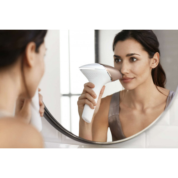 Фото - Фотоэпилятор Philips Lumea Prestige BRI956/00