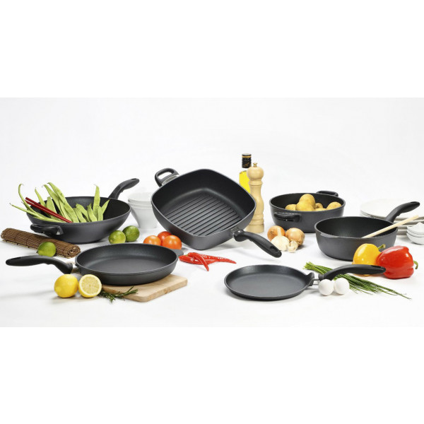 Фото - Сковорода для млинців Swiss Diamond XD Induction 26 см (XD6226i)