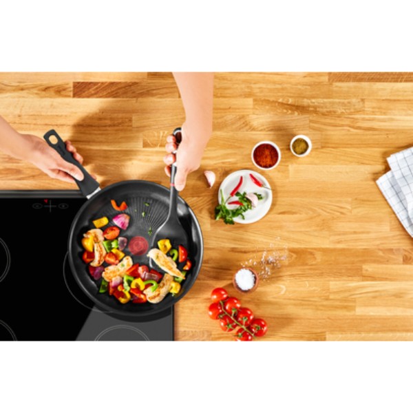 Фото - Сковорода універсальна Tefal G2670572 SO CHEF 26 см