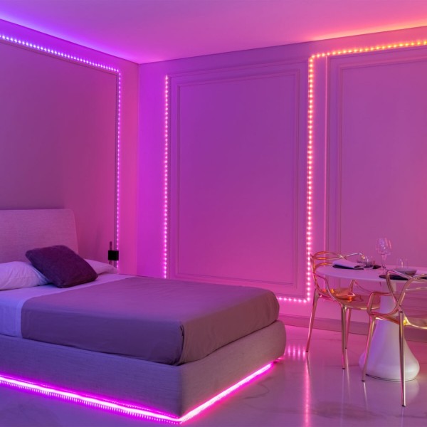 Фото - Гірлянда лінійна Twinkly Dots Lights RGB 400 IP44 20м USB-C (TWD400STP-BEU)