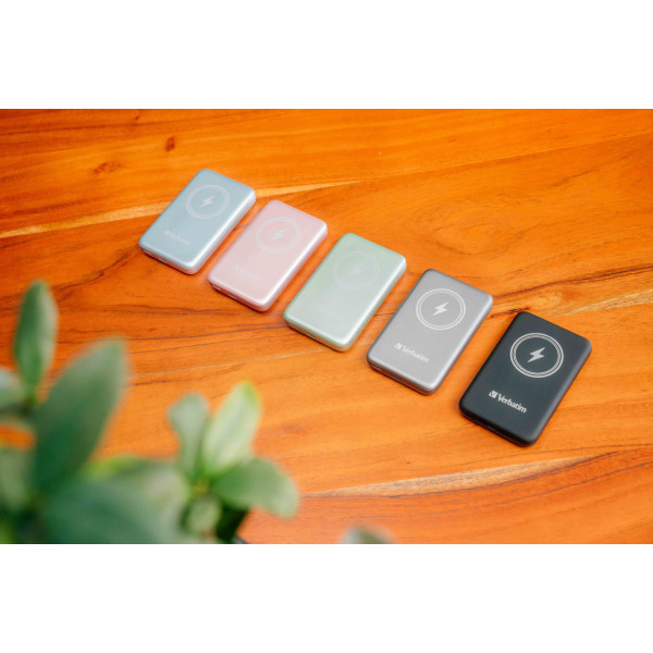 Фото - Батарея мобільна Verbatim Charge 'n' Go 10K mAh (BCK MCP-10BK)