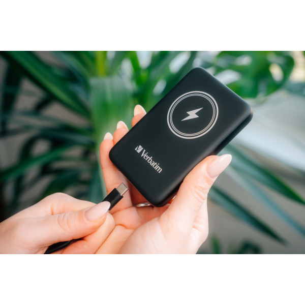 Фото - Уцінка - Батарея мобільна Verbatim Charge 'n' Go 5K mAh (MCP-5BK)