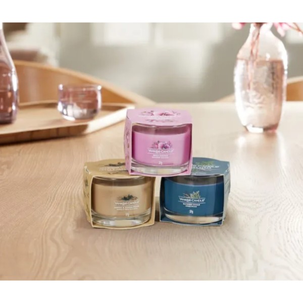 Фото - Свічка скло Yankee Candle Mini Bayside Cedar (Прибережний Кедр) 37 г (1686345E)