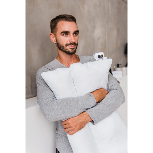 Фото - Подушка стандартна MirSon Deluxe Eco Silver 181 50x70 см (2200000398529)
