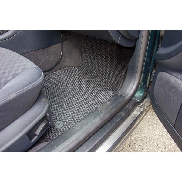 Фото - Килимки з екошкіри в салон авто EVAtech ECO для A6 (C5) 4WD Audi 1997-2001 2 покоління Combi EU (AU11282CB5AV8BBB)