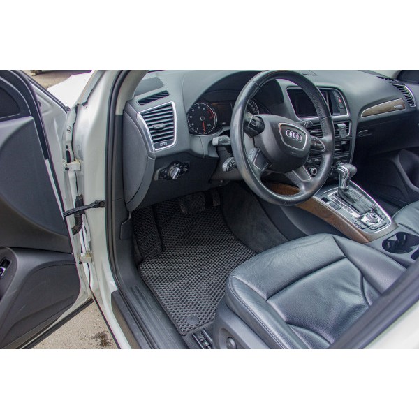 Фото - EVA килимки в салон авто EVAtech для Q5 (8R) Quattro Restyling Audi 2012-2017 1 покоління SUV USA (AU42898C5AV4RGB)