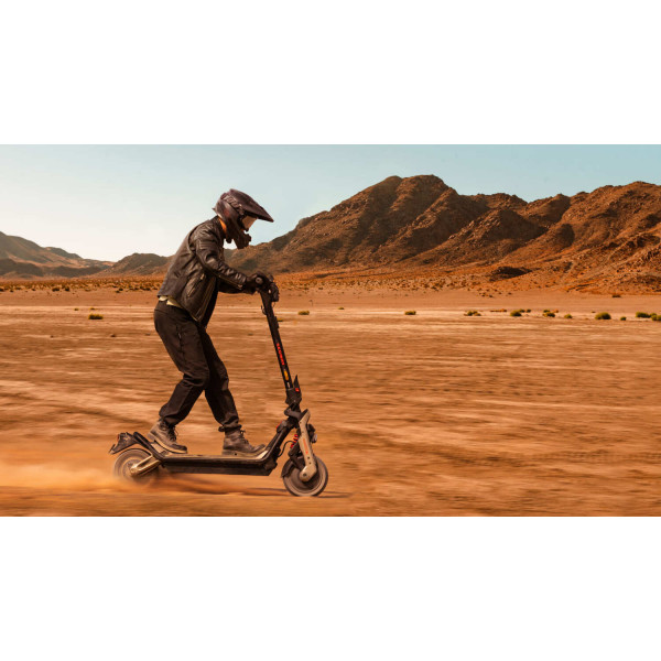 Фото - Електросамокат Ninebot by Segway GT3 PRO Black (AA.06.02.02.0004)
