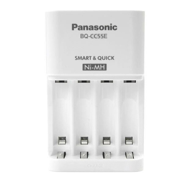 Фото - З/пристрій для акумуляторів AA/AAA Panasonic Smart-Quick Charger (BQ-CC55E) Фото - З/пристрій для акумуляторів AA/AAA Panasonic Smart-Quick Charger (BQ-CC55E)