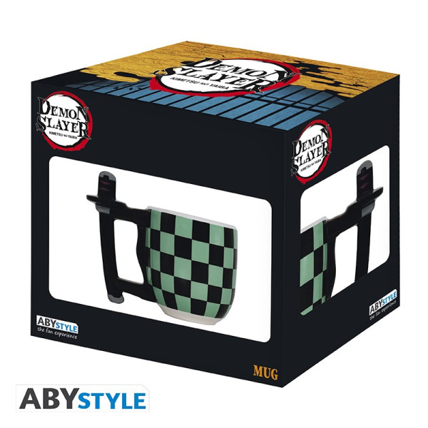 Фото - Чашка ABYstyle 3D DEMON SLAYER: KIMETSU NO YAIBA Tanjiro Sword Handle 450 мл (ABYMUGA076)