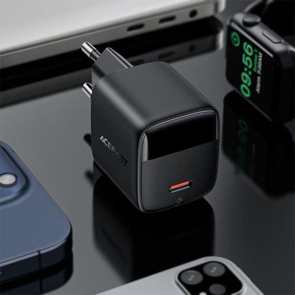 Фото - Сетевое зарядное устройство AceFast 1xUSB-С 30W with digital display Gan A115 Black (6974316284444)