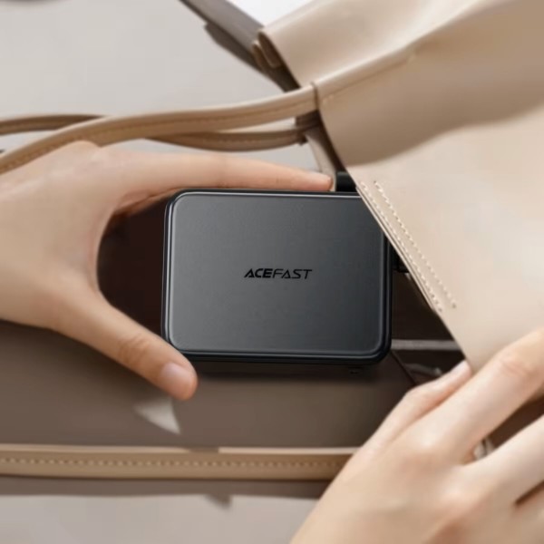 Фото - Батарея мобильная AceFast M28-10000 22.5W Black (6974316285984)