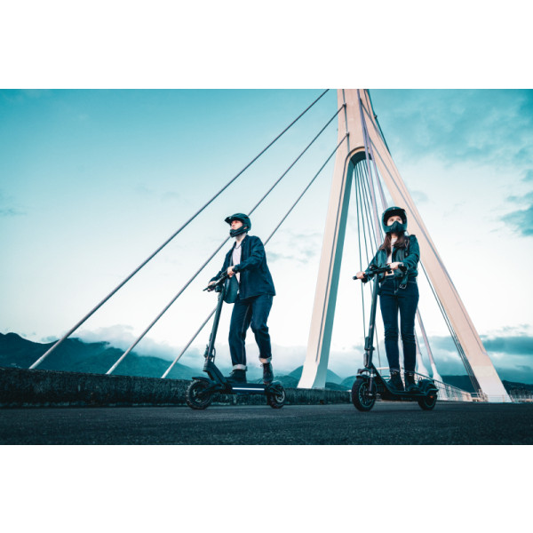 Фото - Электросамокат Acer PREDATOR ES THUNDER (PES027)