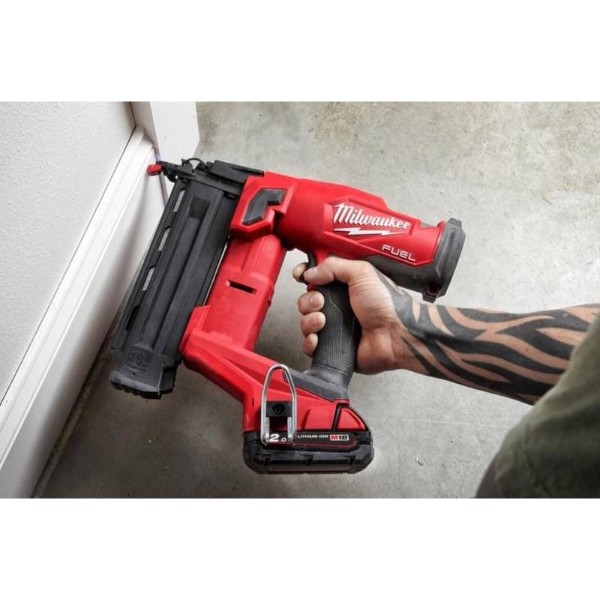 Фото - Гвоздезабиватель Milwaukee M18 FN18GS-0X (4933471409)