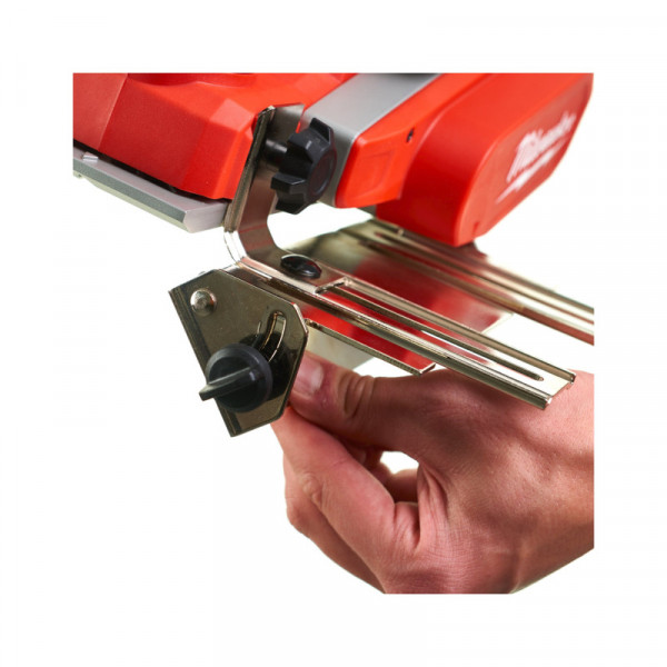 Фото - Электрорубанок Milwaukee M18 BP-0 82 мм (4933451113)