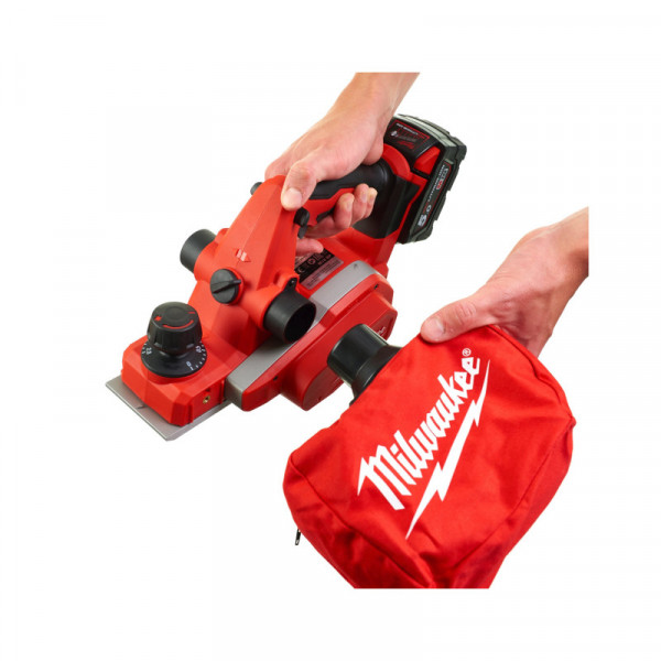 Фото - Электрорубанок Milwaukee M18 BP-0 82 мм (4933451113)