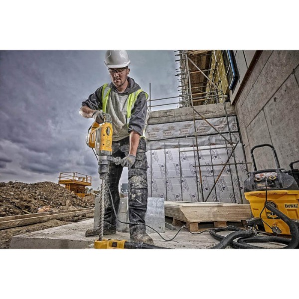 Фото - Перфоратор DeWALT D25733K