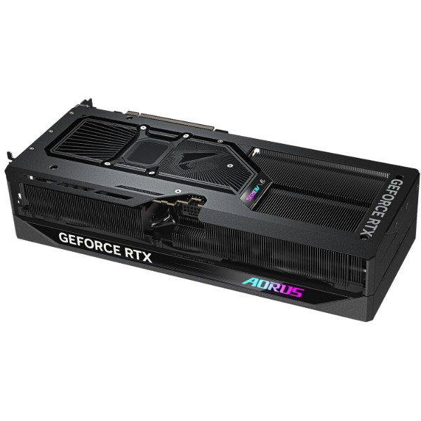 Фото - Видеокарта Gigabyte AORUS GeForce RTX 5070 MASTER 12G (GV-N5070AORUS M-12GD)