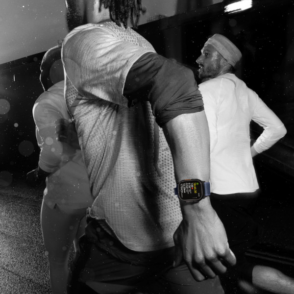 Фото - Смарт-годинник Apple Watch Ultra 2 GPS 49mm Black Titanium Case with Black Trail Loop - M/L