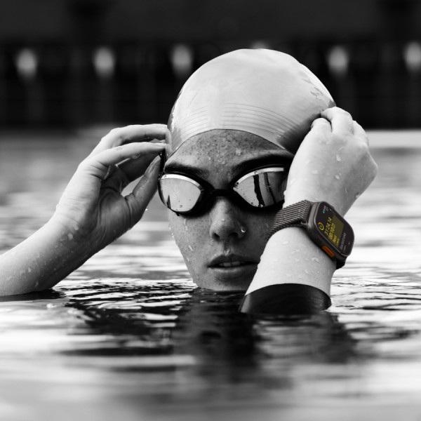 Фото - Смарт-годинник Apple Watch Ultra 2 GPS 49mm Black Titanium Case with Black Trail Loop - M/L