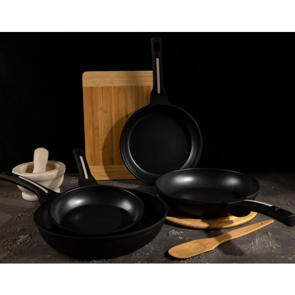 Фото - Сковорода універсальна Ardesto Black Mars Sarin 24 см (AR0724BC)