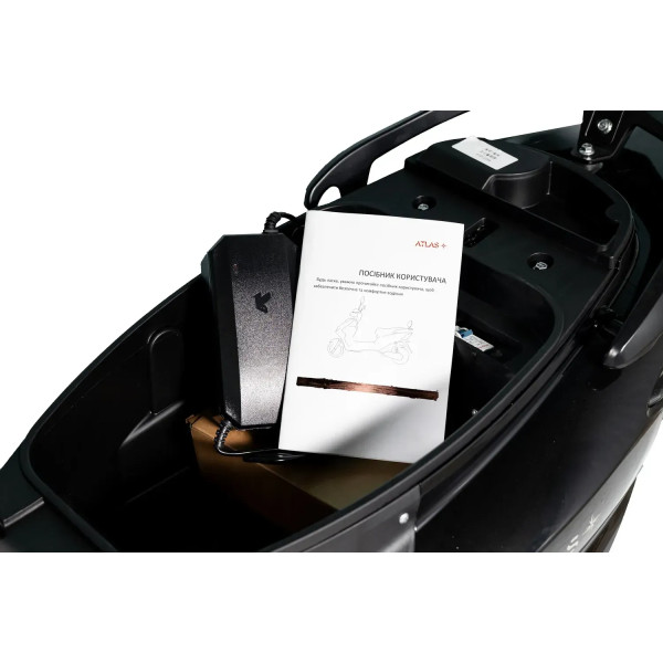 Фото - Електроскутер Atlas Falcon Box 2000W Lithium Black (3193_atlas)