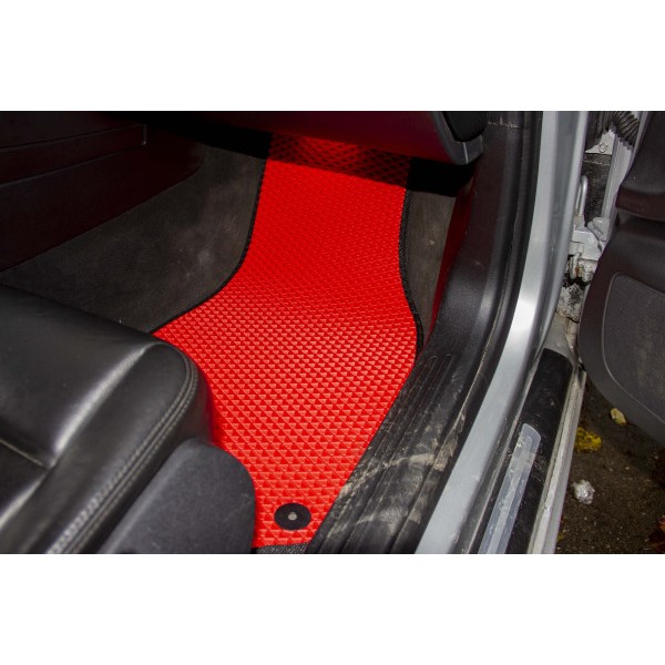 Фото - Коврики из экокожи в салон авто EVAtech ECO для A6 (C6) Restyling Audi 2008-2011 3 поколение Combi EU AU3166CG5AV7BBB