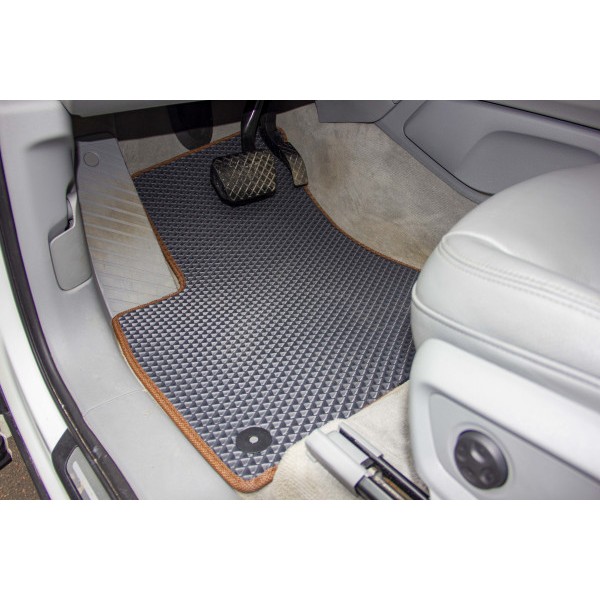 Фото - Килимки з екошкіри в салон авто EVAtech ECO для Q7 (4M) 7 seats Audi 2015 2 покоління SUV USA (AU11153CG5AV8BBB)