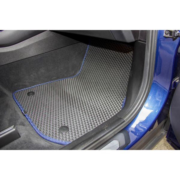 Фото - EVA килимки в салон авто EVAtech для X3 (G01) BMW 2017 3 покоління SUV USABM22380C5BW4RBB