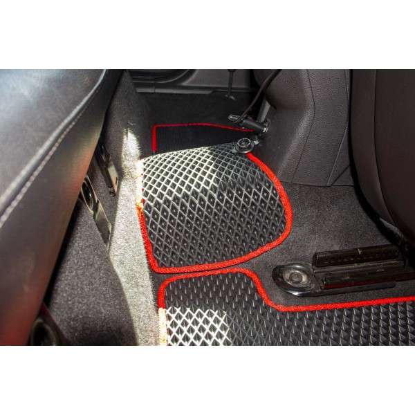Фото - EVA коврики в салон авто EVAtech для Focus (C346) Ford 2011-2018 3 поколение Combi USA FD1598C5SGB