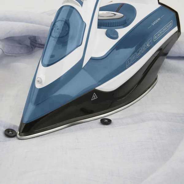 Фото - Утюг Black&Decker BXIR2402