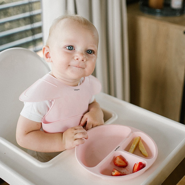 Фото - Нагрудник силіконовий BabyOno з регульованою застібкою Рожевий (1639/02)