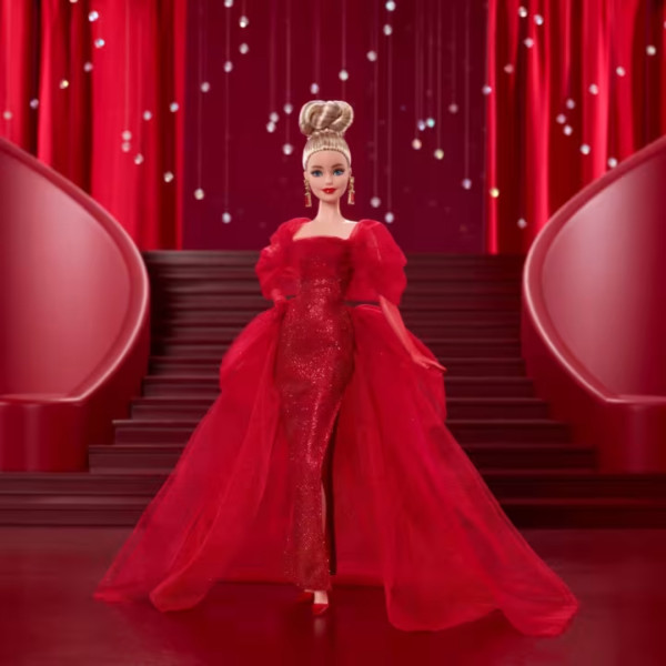 Фото - Коллекционная кукла Barbie «Ruby Red» к 80-летию Mattel — блондинка (JBJ17)
