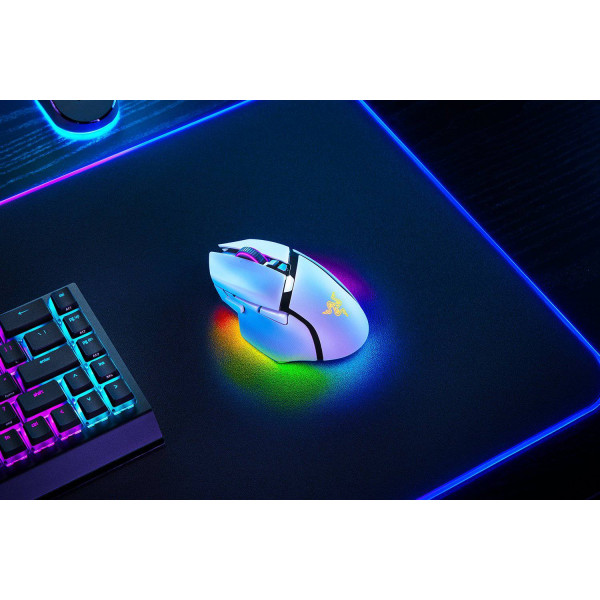 Фото - Миша бездротова ігрова Razer Basilisk V3 PRO Wireless, 35K, White (RZ01-05240200-R3G1)