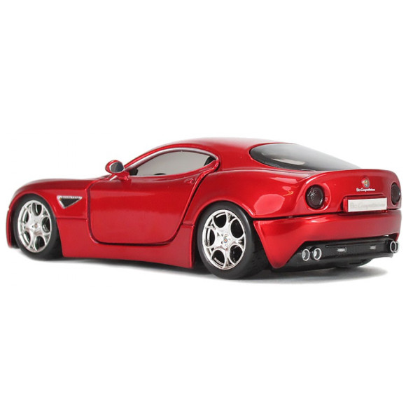 Фото - Колекційна машинка 1:32 Bburago Alfa 8C Competizione (2007) (червоний металік, 1:32) (18-43004)
